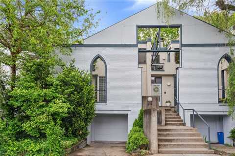 675 College St, Shadyside, PA 15232