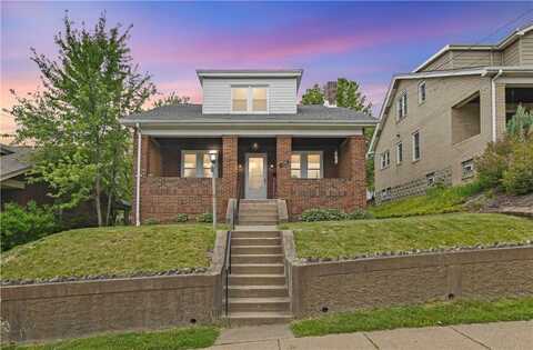18 W Manilla Avenue, Greentree, PA 15220