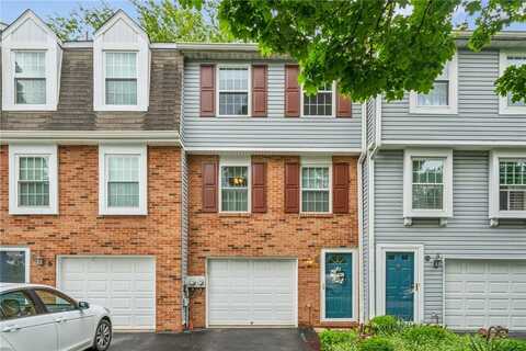226 Green Ct, Castle Shannon, PA 15234