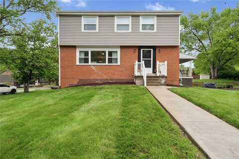 398 Holiday Park Dr, Plum, PA 15239