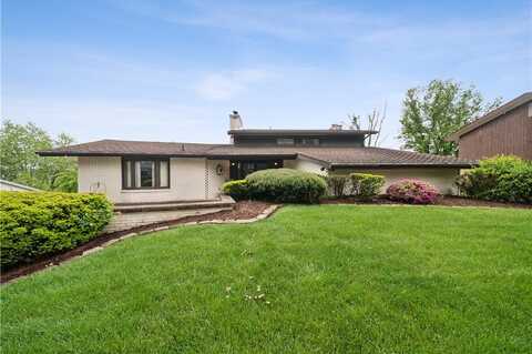 257 Penhurst Dr, Wilkinsburg, PA 15235