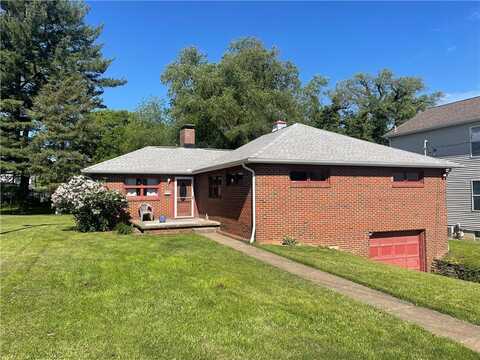 21 Country Club Boulevard, Union, PA 15401