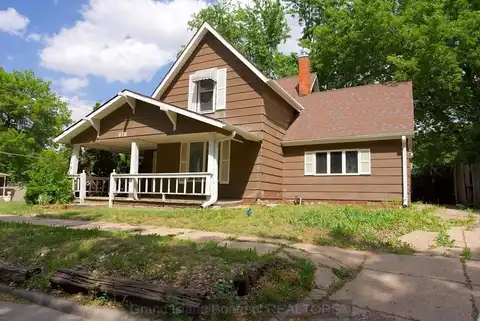 618 N Saunders, Hastings, NE 68901