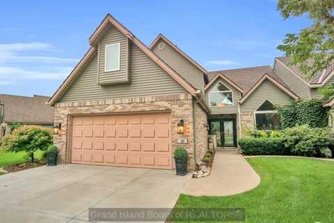 15 Ponderosa Dr, Grand Island, NE 68801