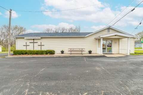 7045 US 40 E, New Carlisle, OH 45344