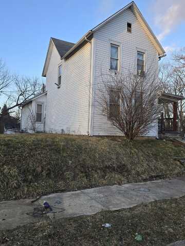 1218 W Clark Street, Springfield, OH 45506