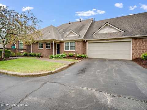 7906 Tuckaway Ct, Louisville, KY 40291