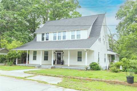207 College Street, Westminster, SC 29693