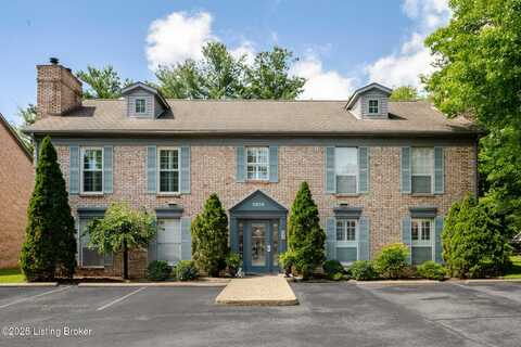 3809 Chamberlain Ln, Louisville, KY 40241
