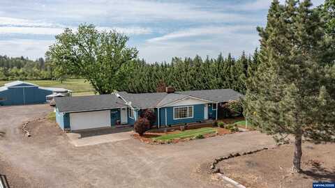 38225 Mount Hope Dr, Lebanon, OR 97355