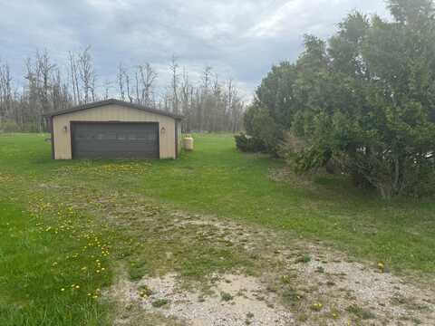 9075 Meridian Road, Johannesburg, MI 49751