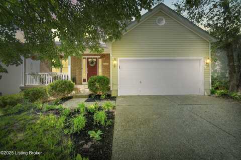 5200 Oldshire Rd, Louisville, KY 40229