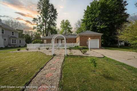 428 E Miller Road, Lansing, MI 48911