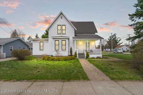 607 Ogemaw Street, Grayling, MI 49738