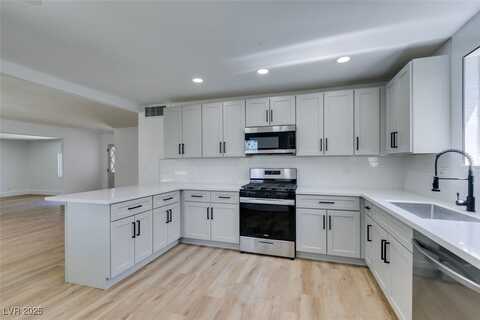 212 View Drive, Las Vegas, NV 89107