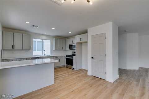 9855 Ashton Pines Court, Las Vegas, NV 89147