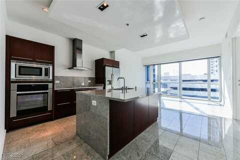 4471 DEAN MARTIN Drive, Las Vegas, NV 89103