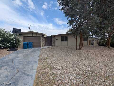 1956 Golden Arrow Drive, Las Vegas, NV 89169