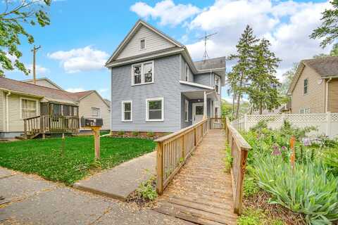 411 E Street, La Porte, IN 46350