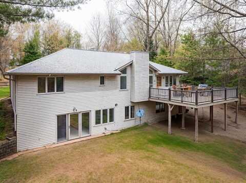 3725 OAKCREST LN, Eagle River, WI 54521