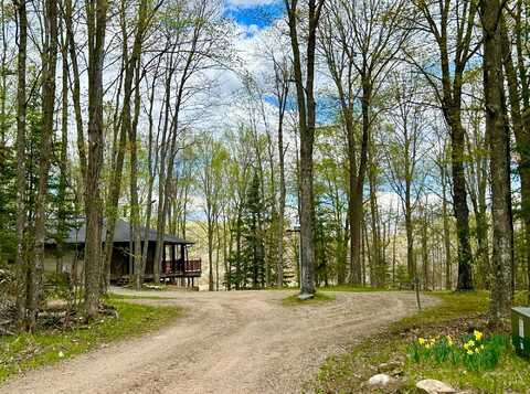 7510 TEE LAKE RD, Crandon, WI 54520