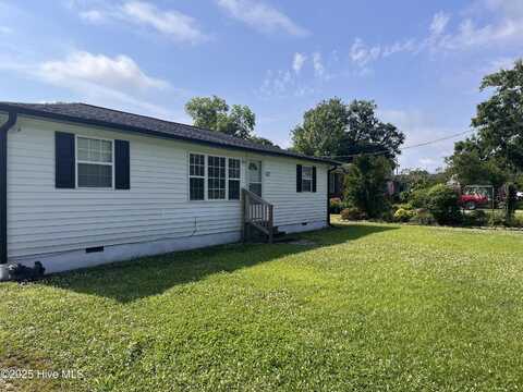 527 Chicora Street, Grimesland, NC 27837