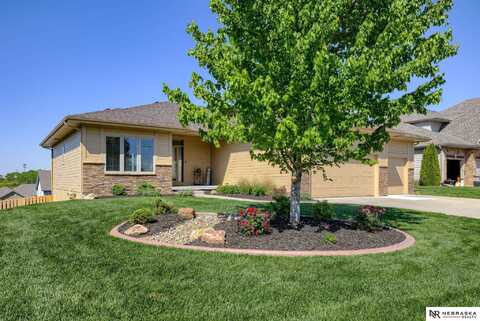 5904 N 153rd Street, Omaha, NE 68116