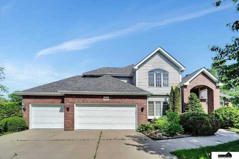 7930 Cole Court, Lincoln, NE 68506