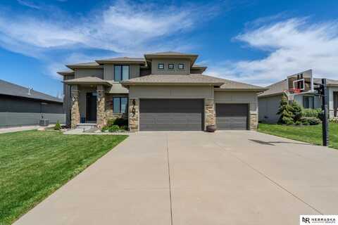 6707 S 209th Street, Omaha, NE 68022