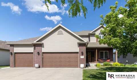 7810 Upton Grey Lane, Lincoln, NE 68516