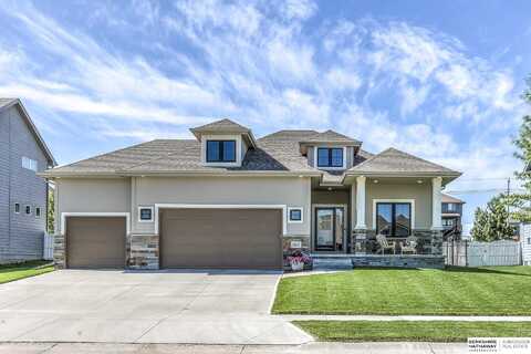 12413 Pheasant Run Lane, Papillion, NE 68046