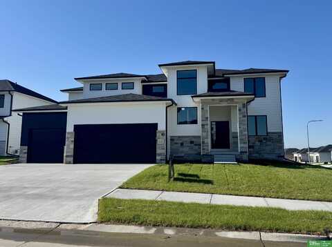 21143 Ellison Avenue, Elkhorn, NE 68022