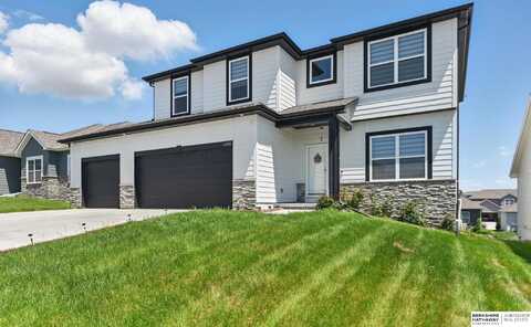 4915 N 209th Avenue, Elkhorn, NE 68022