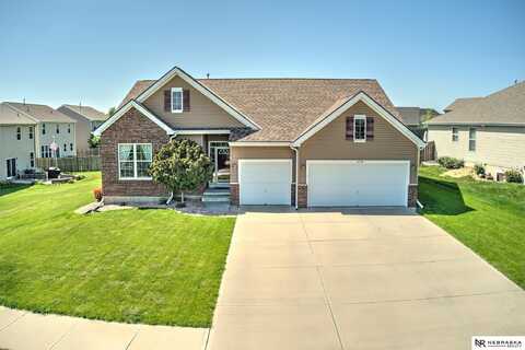 8710 N HWS Cleveland Boulevard, Bennington, NE 68007