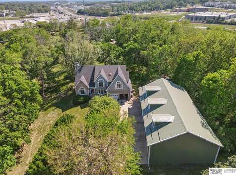 1326 Bellevue Boulevard N, Bellevue, NE 68005