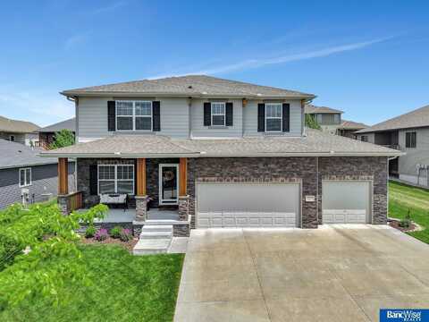 7308 Andy Drive, Lincoln, NE 68516