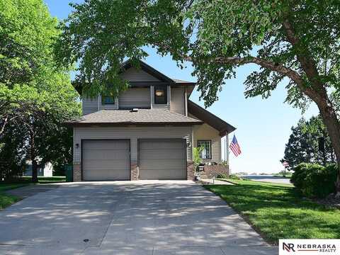 1440 Pine Tree Court, Arlington, NE 68002