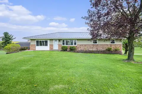7535 Chambers Road, Pinckney, MI 48169