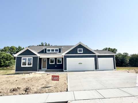 8296 Kettle Oak Drive SE, Alto, MI 49302