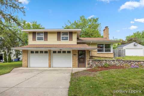 2233 Cambridge Drive SE, Grand Rapids, MI 49506