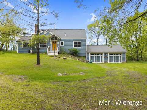 2177 S Lakeshore Drive, Ludington, MI 49431