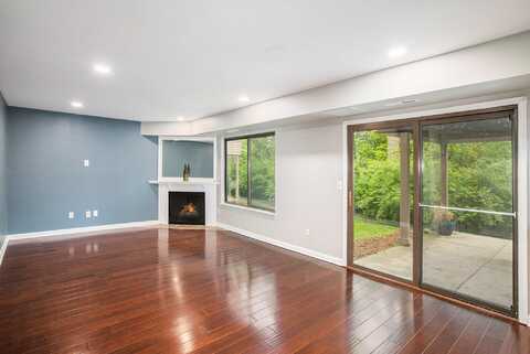 300 Briarcrest Drive, Ann Arbor, MI 48104