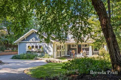 2100 Timber Point Drive SE, Ada, MI 49301