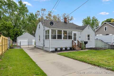 4618 Pinehurst Avenue SW, Grand Rapids, MI 49548