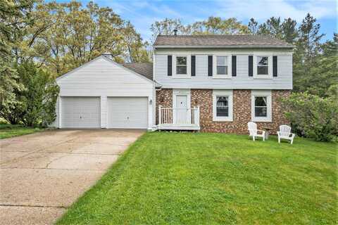 15467 Wisteria Lane, Spring Lake, MI 49456