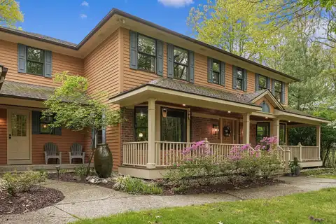 326 Greentree Lane NE, Ada, MI 49301