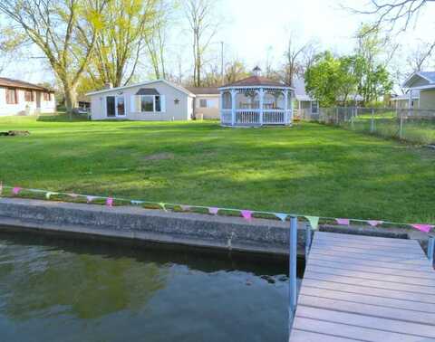 25722 Rainbow Drive, Sturgis, MI 49091