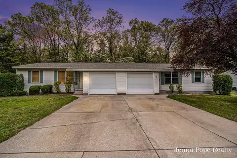 15255/1525 Millhouse Court, Grand Haven, MI 49417
