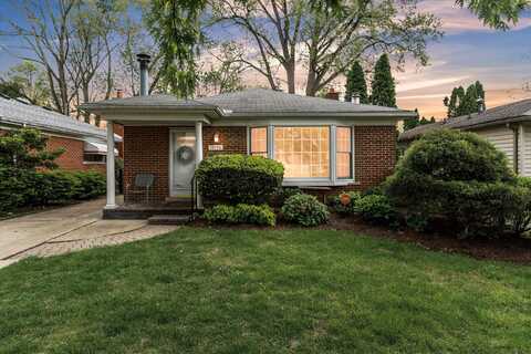 19150 Lexington, Redford, MI 48240
