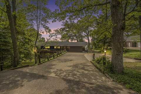 10706 Portage Road, Portage, MI 49002